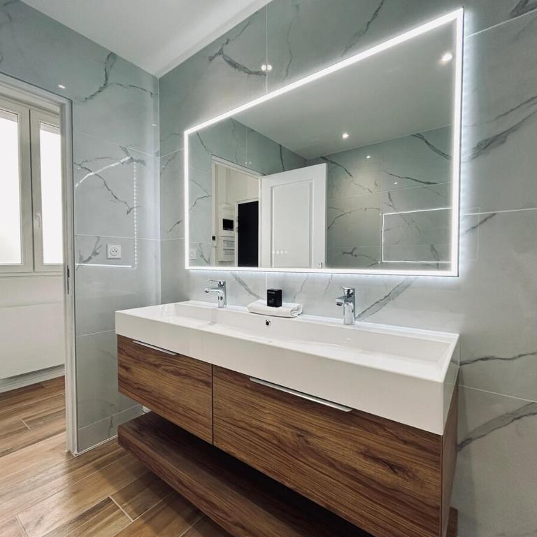 3 Lenoir Grand T3 luxueux au centre-ville 4 pers - Appartamento con 2 Camere da Letto - 14