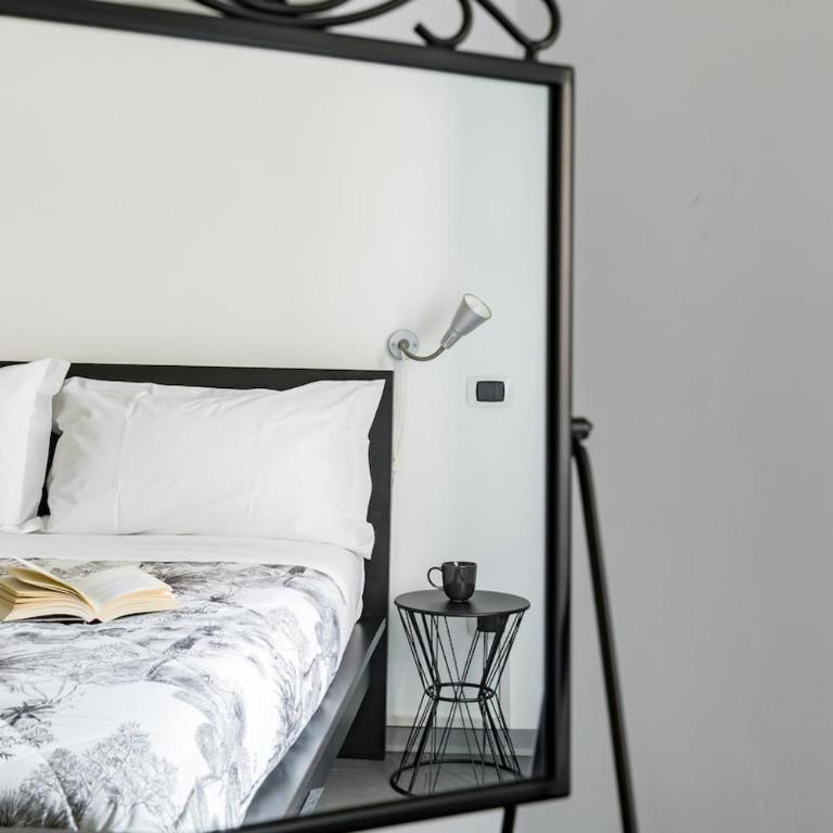 Spacious Modern Loft Steps from Trevi Fountain - Appartamento con 2 Camere da Letto - 25