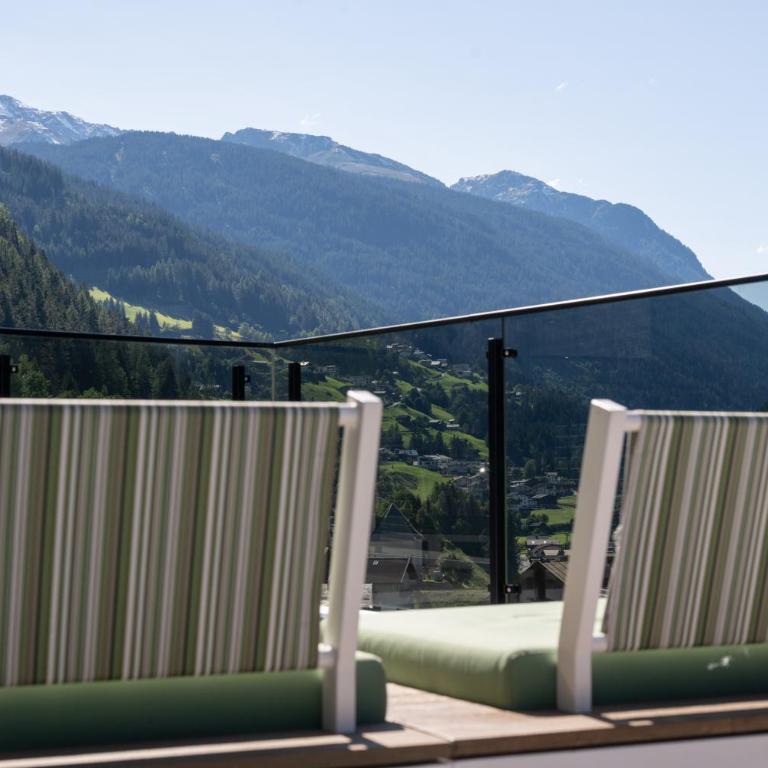 Alpiner Glam Penthouse in der Residenz Silvretta, inkl Silvretta Card Premium - Apartment mit 1 Schlafzimmer - 37