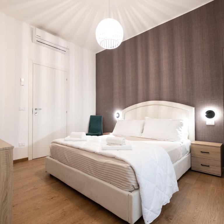 AI 2 G - Luxury Rooms - Camera Matrimoniale con Bagno Privato - 1