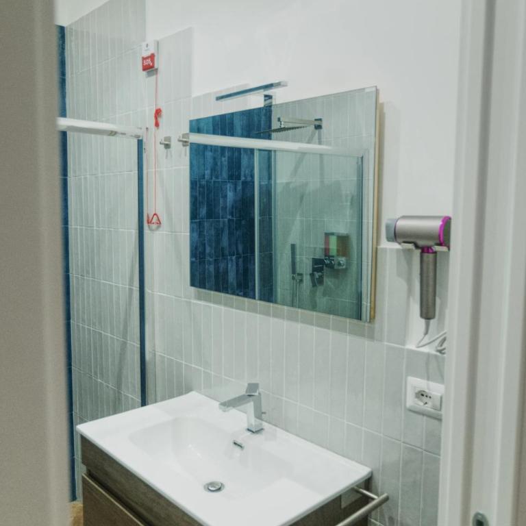 La Casa dei Fiori - Camera Matrimoniale con Bagno Privato - 5