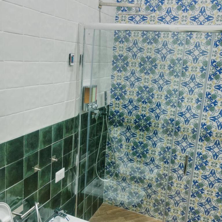 La Casa dei Fiori - Camera Matrimoniale con Bagno Privato - 16