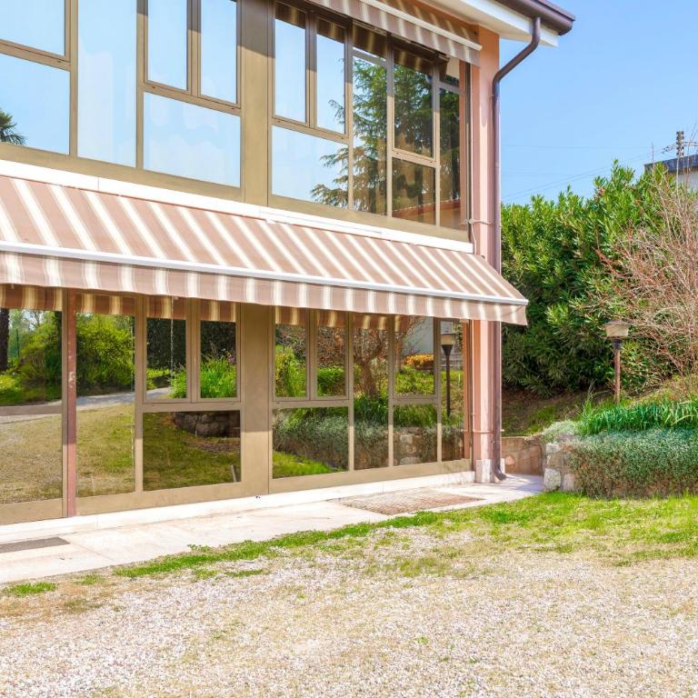 RUSTICO PARK DELLE ROSE - Regarda Travel - Appartamento con Vista Giardino - 23