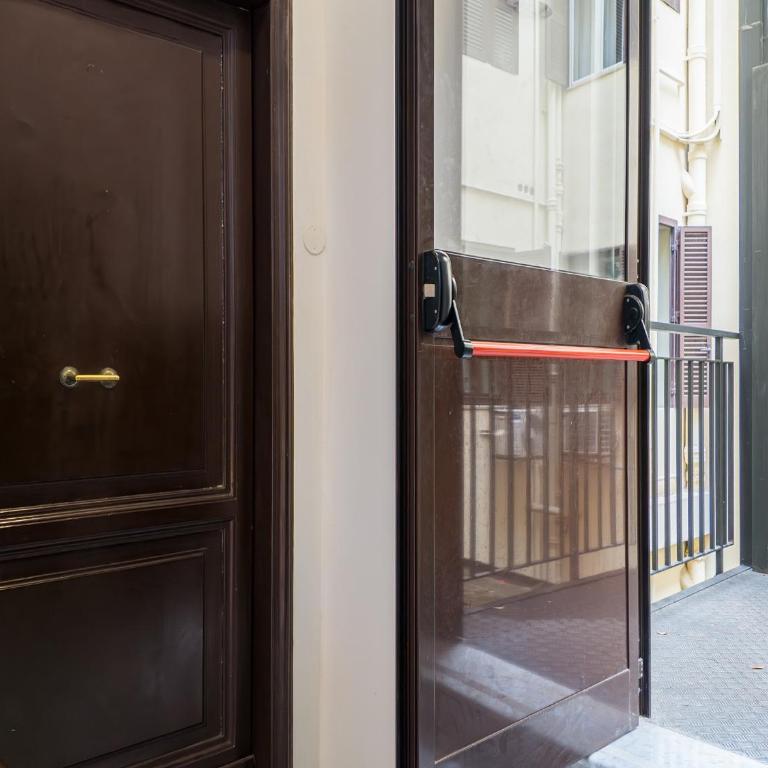 The Best Rent - One-bedroom flat in Tritone area - One-bedroom apartment with a mezzanine with a double bed - 20