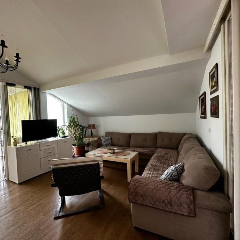 Lena's Corner - Apartman - 1