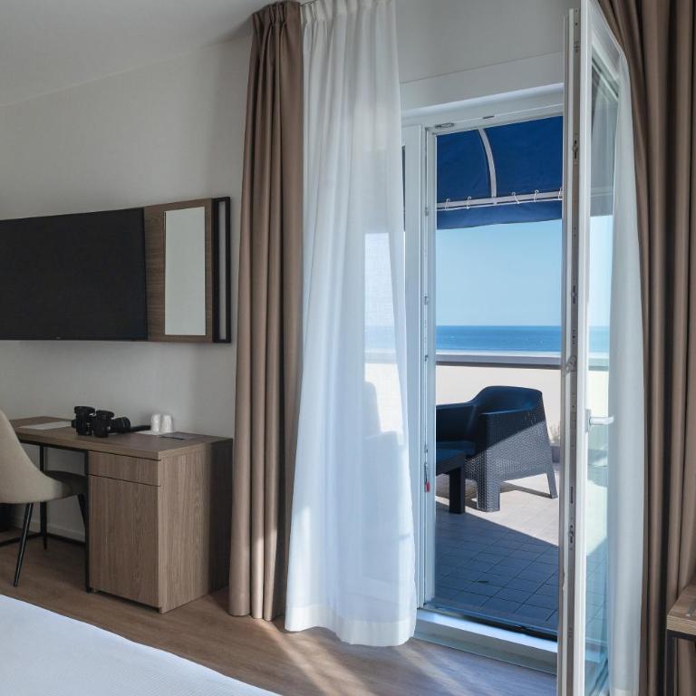 Hotel Excelsior - Suite Executive con Balcone Vista Mare - 8