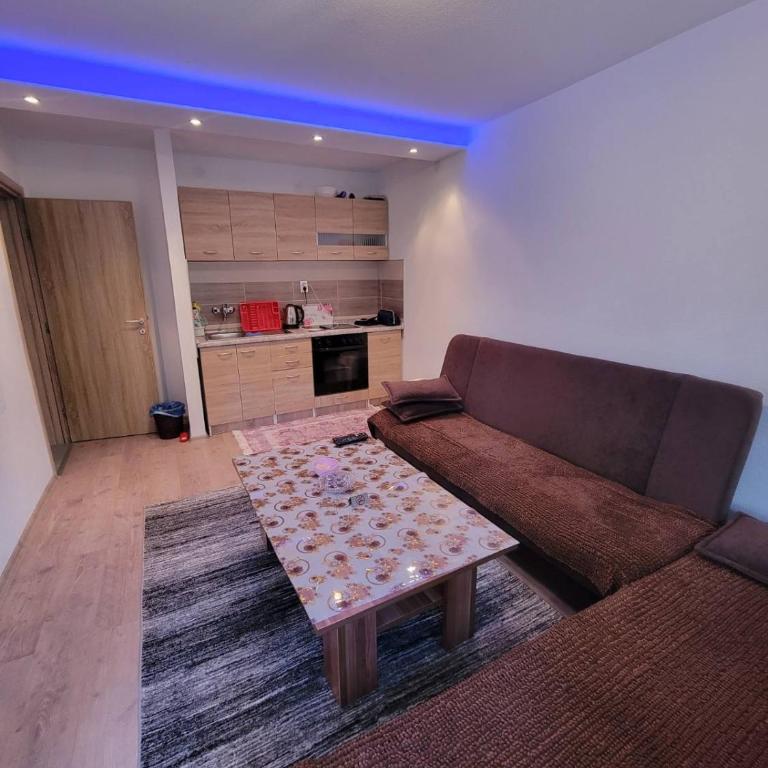 MApps - One-Bedroom Apartment - 1