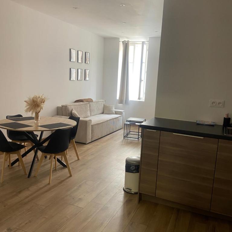 Charmant appartement - Appartement 1 Chambre - 2
