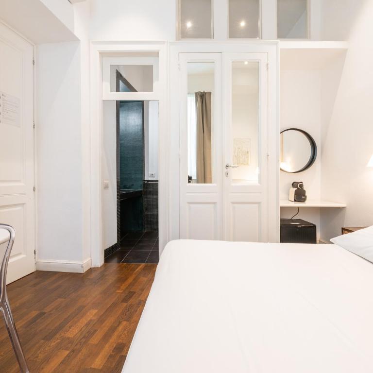PLEY Cagliari Boutique Rooms - Standard Double Room - 2