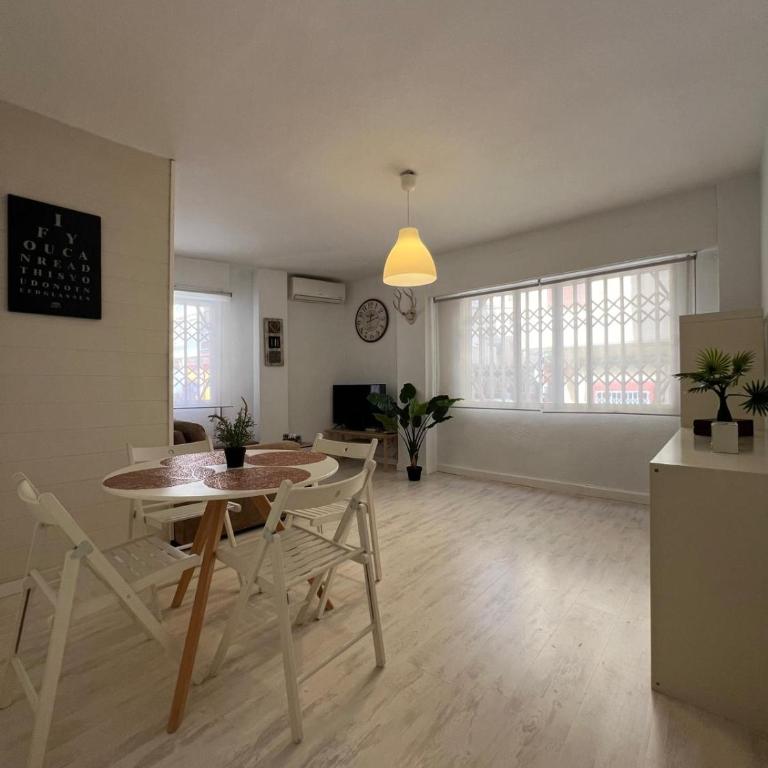 Casabella Apartment Torrevieja - Apartamento de 2 dormitorios con vistas a la ciudad - 5