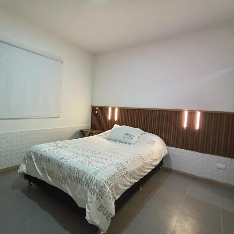 Amazing house with turkish steam room near Exito Laureles - Habitación Doble con baño privado - 2