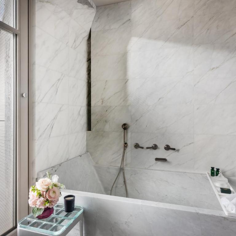 Mandarin Oriental Lutetia, Paris - Chambre Deluxe avec Balcon - Vue sur Eiffel - 6