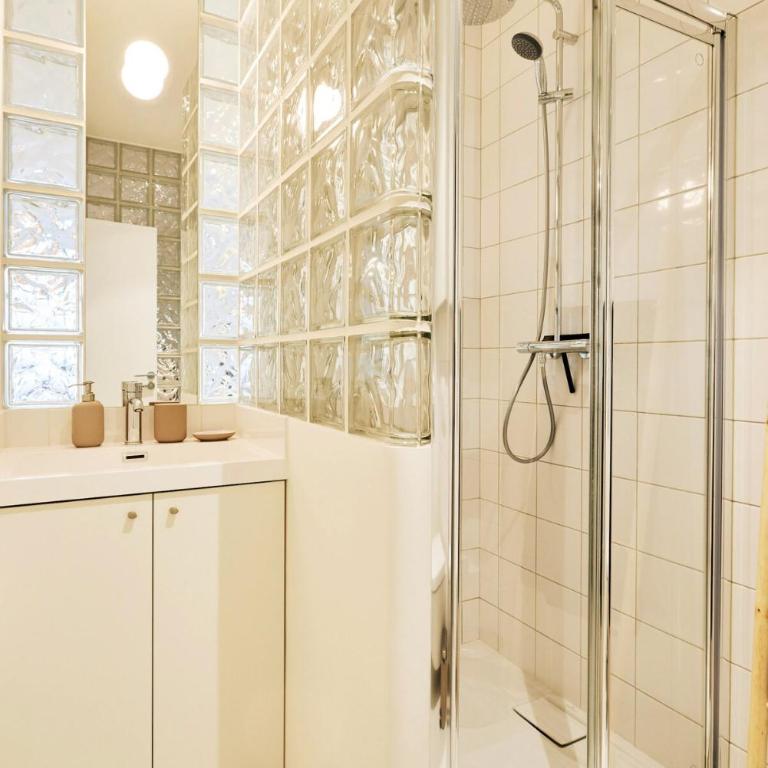 Grand studio pour 4p Paris 14 - Appartement 1 Chambre - 3