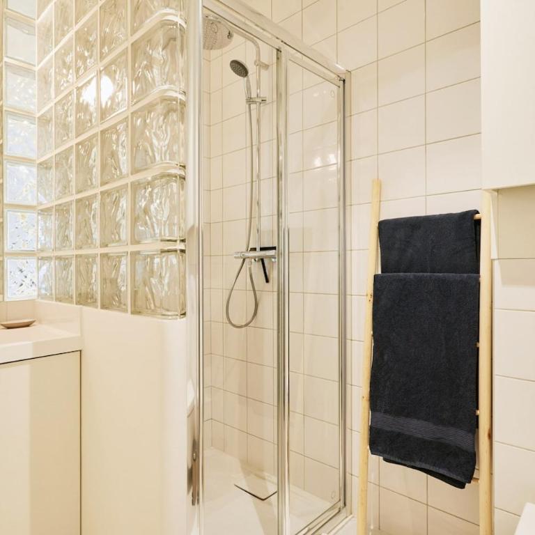 Grand studio pour 4p Paris 14 - Appartement 1 Chambre - 20