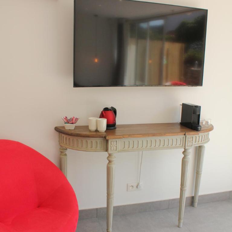 Villa Stella-Jacuzzi, Piscine, Calme-Parking - Appartement - 3