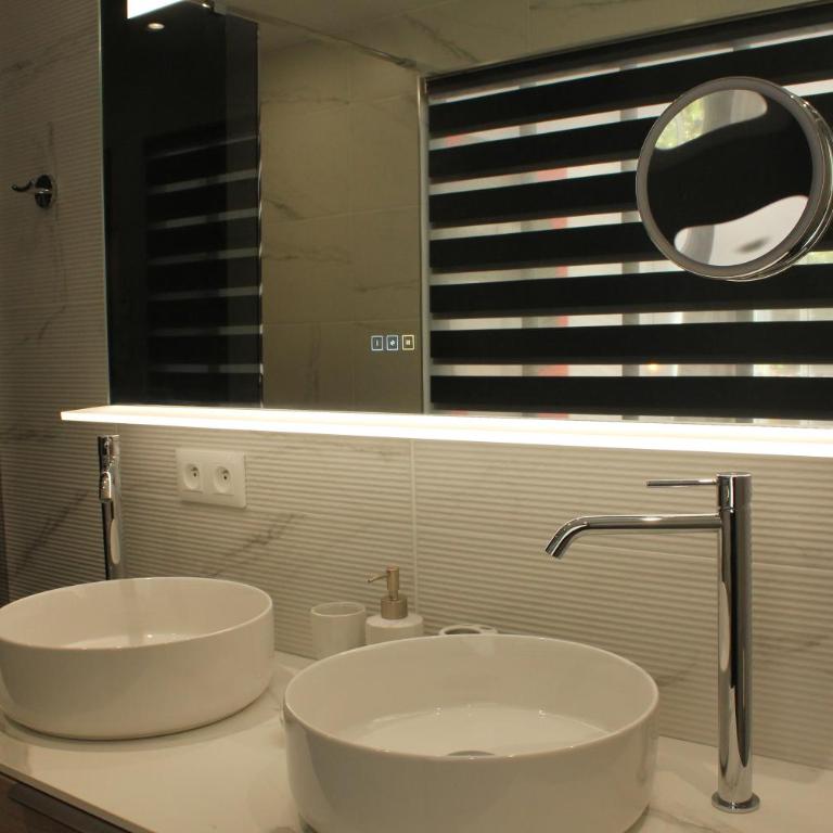 Villa Stella-Jacuzzi, Piscine, Calme-Parking - Appartement - 20