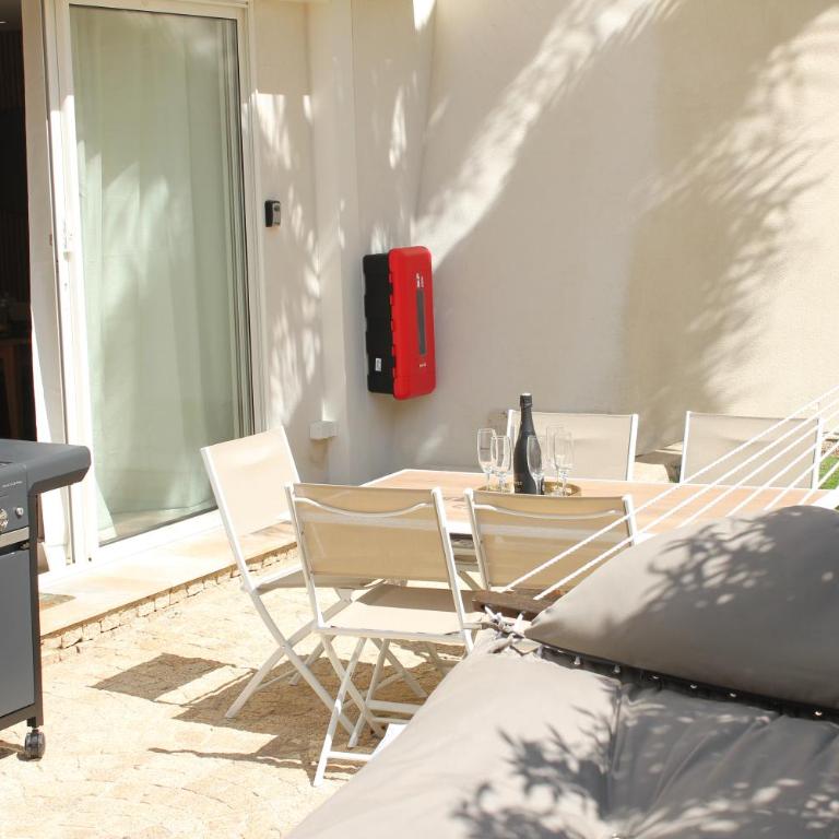 Villa Stella-Jacuzzi, Piscine, Calme-Parking - Appartement - 15