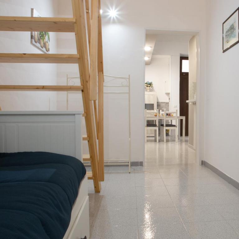 Dimora Chronos - The Fab Stay - Three-Bedroom Apartment - 6