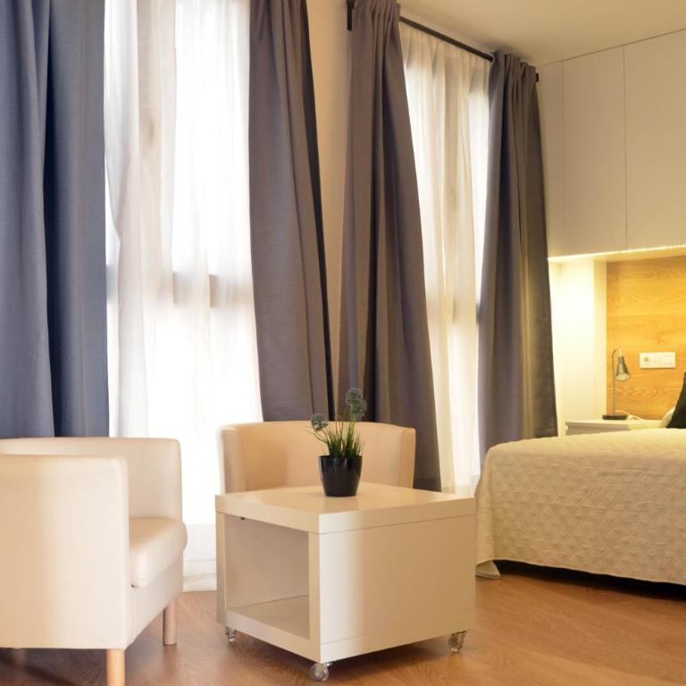 Apartamentos Córdoba Atrium - Standard Studio - 2