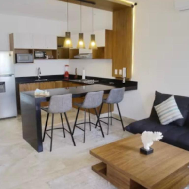 The Beach Loft - One-Bedroom Apartment - 2