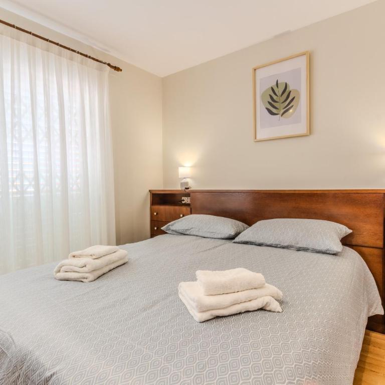 Gran Hogar Alacant - Piscina y garaje - Three-Bedroom Apartment - 5