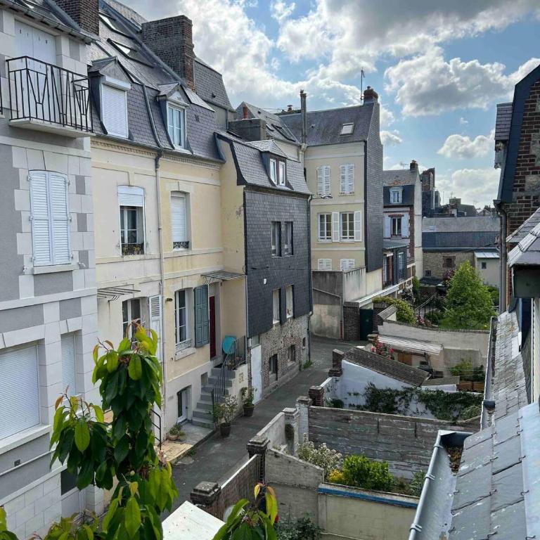 La Dolce Trouvillaise - Maison 5 personnes - Plein centre Trouville - Au calme - Belle Terrasse - Casa de 2 dormitorios - 22