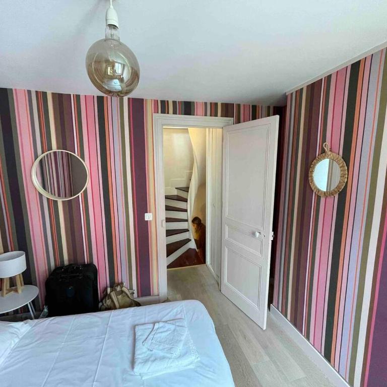 La Dolce Trouvillaise - Maison 5 personnes - Plein centre Trouville - Au calme - Belle Terrasse - Casa de 2 dormitorios - 15