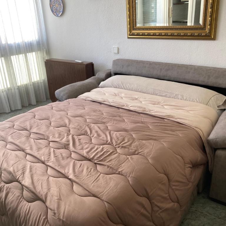Apartamento La Pineda a 100 metros de la playa!! - One-Bedroom Apartment with View - 28