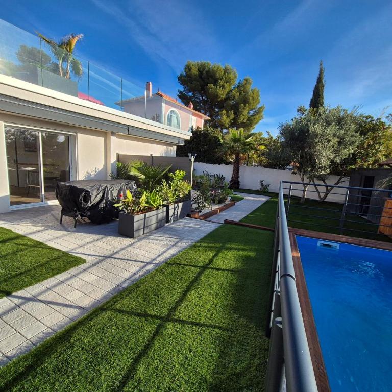 Villa Sanadream - location d'appartements Sanary - Portissol - Apartment mit 1 Schlafzimmer - 11