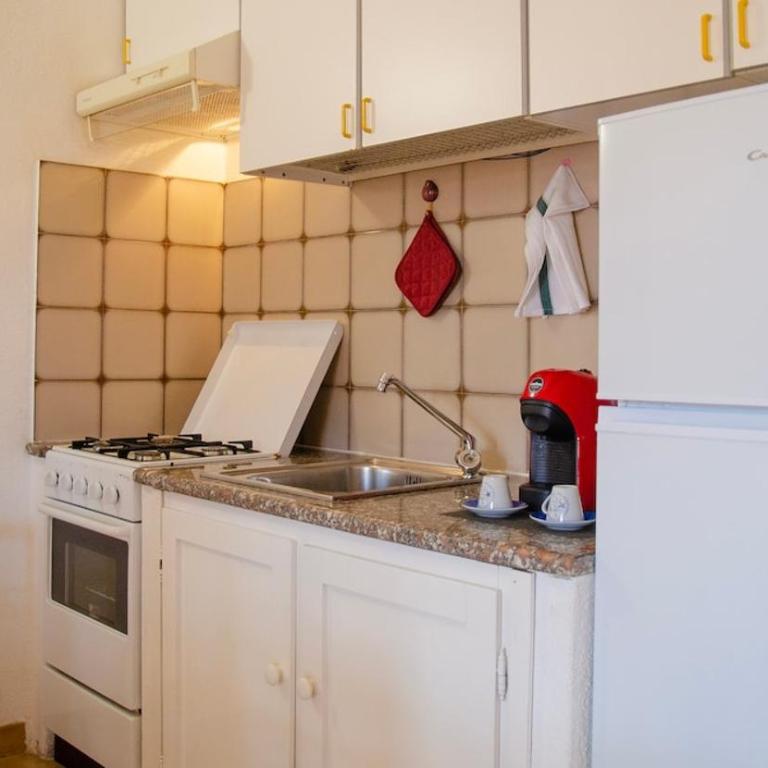 Centro San Teodoro - Appartamento con 2 Camere da Letto - 31