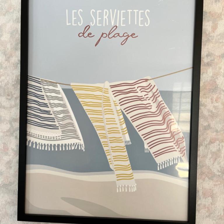 MAISON CENTRE VILLE 3 CHAMBRES 6 ou 8 PERS PROCHE PLAGE ET JARDIN CLOS - Haus mit 3 Schlafzimmern - 27