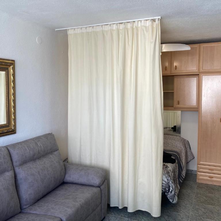 Apartamento La Pineda a 100 metros de la playa!! - One-Bedroom Apartment with View - 6