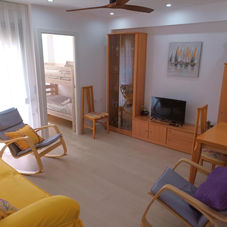 Marti, 7-38 - Apartment with Balcony - 4