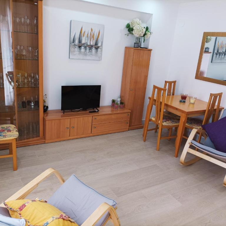 Marti, 7-38 - Apartment with Balcony - 8