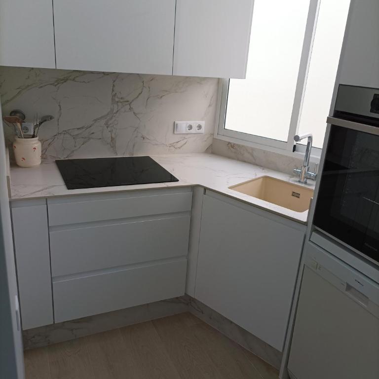 Marti, 7-38 - Apartment with Balcony - 20