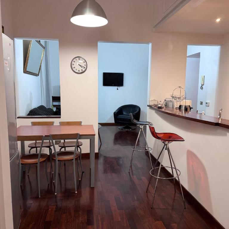 Sanniti House - Appartamento con 2 Camere da Letto - 1
