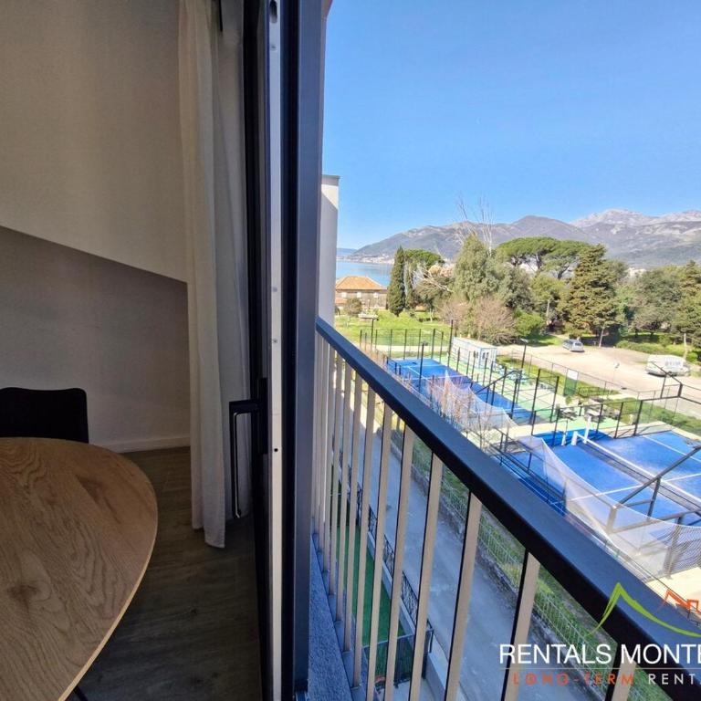 Mini Condo 26 DL 1 bed penthouse 2 min to sea - One-Bedroom Apartment - 25