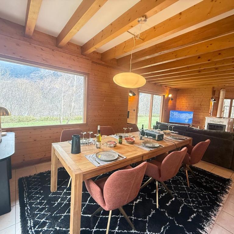 Chalet 6 Pers-Prox Cols-Vue Vallée-Jardin-BBQ - Chalet 3 Chambres - 32