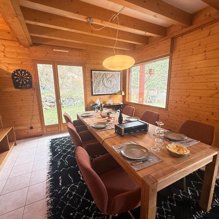 Chalet 6 Pers-Prox Cols-Vue Vallée-Jardin-BBQ - Chalet 3 Chambres - 55