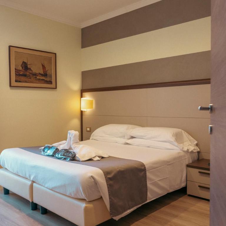 Hotel Rosa - Suite con Vista Lago Parziale - 3