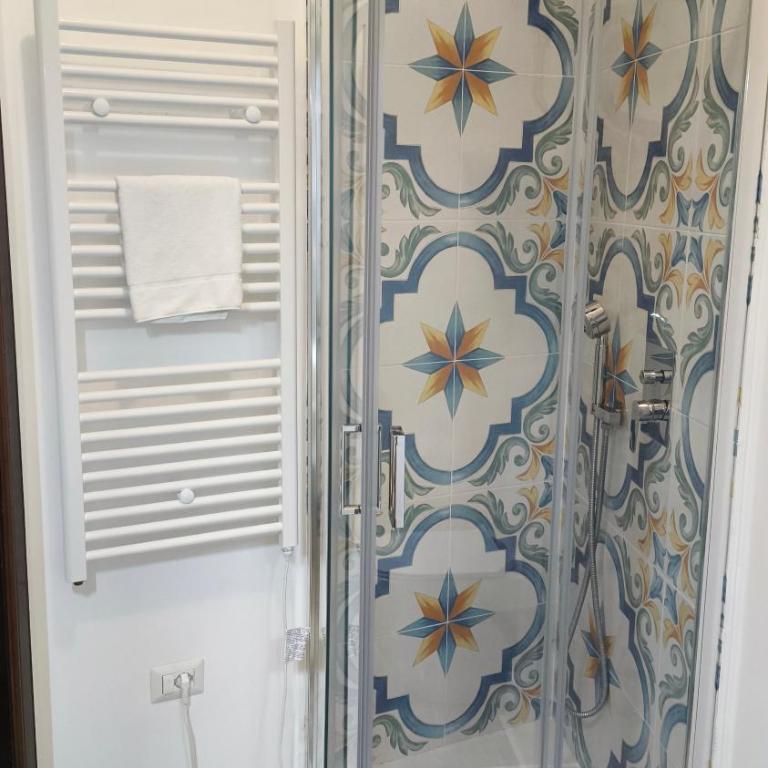 Casa Mar - Apartment in the Heart of Sorrento - Appartamento con 2 Camere da Letto - 24
