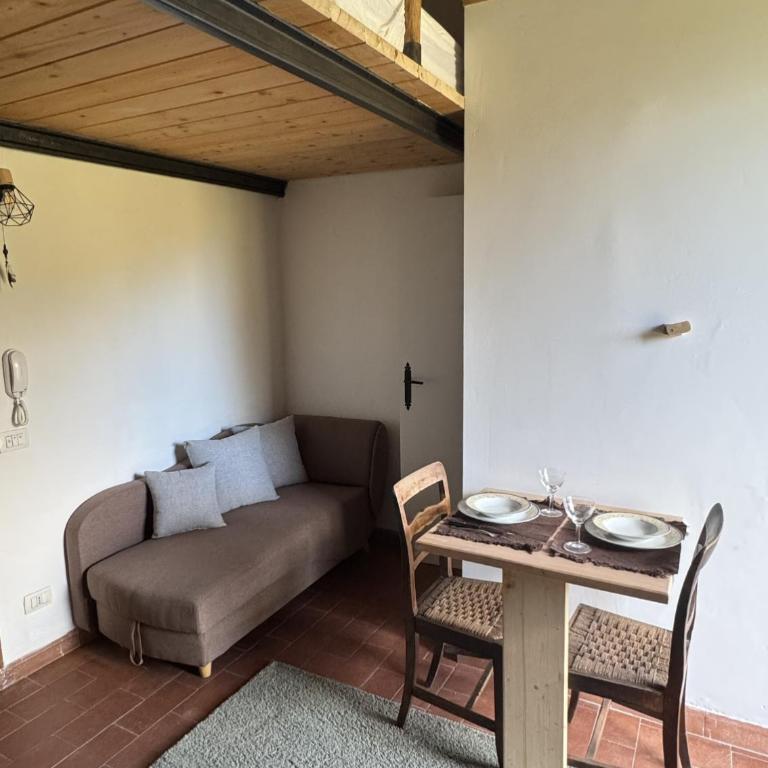 Rustico monolocale soppalcato a Firenze - Appartamento con 1 Camera da Letto - 6
