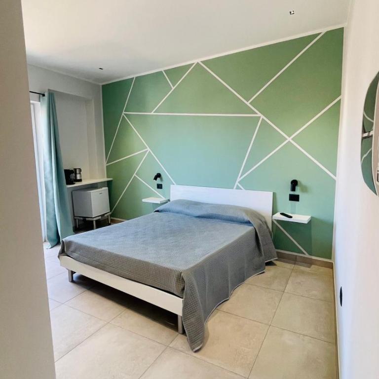 Teresa Apartment & Room - Deluxe Double Room with Balcony - 2