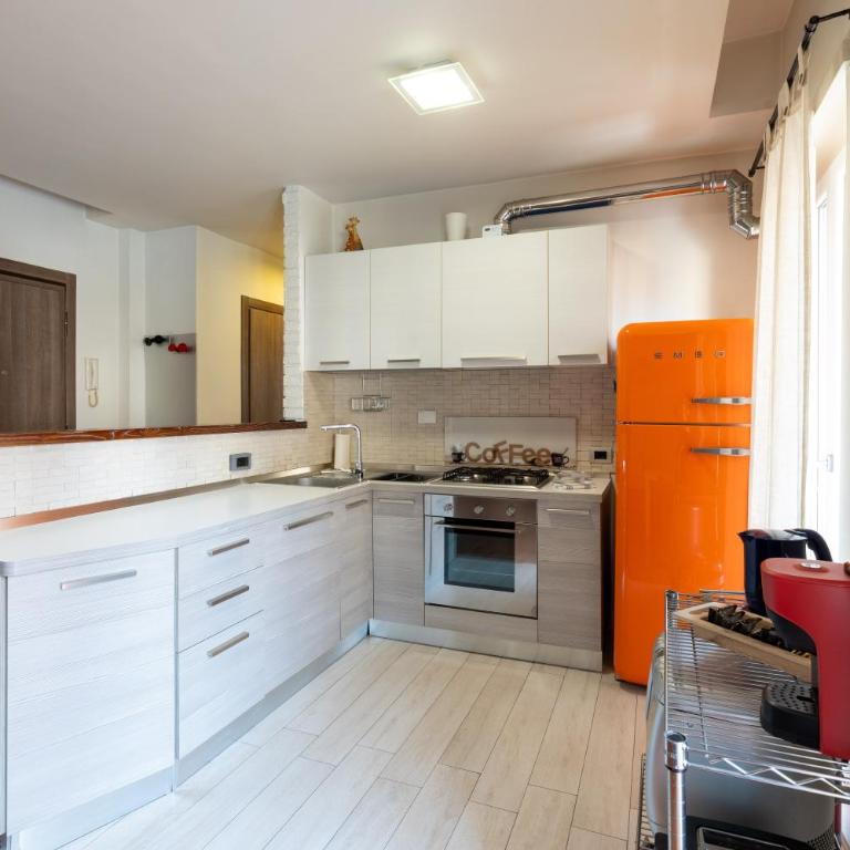 Casa Julia - Appartamento moderno in stile industriale con balcone a Roma - Appartamento con 1 Camera da Letto - 10