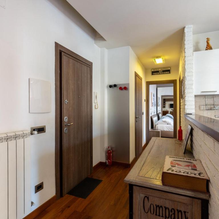 Casa Julia - Appartamento moderno in stile industriale con balcone a Roma - Appartamento con 1 Camera da Letto - 9