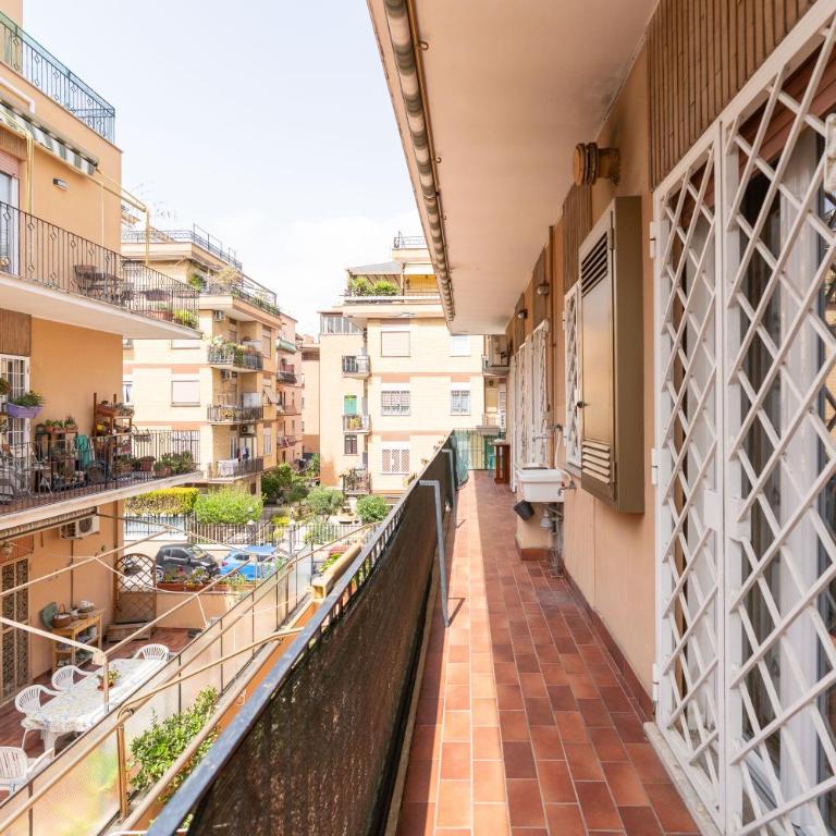 Casa Julia - Appartamento moderno in stile industriale con balcone a Roma - Appartamento con 1 Camera da Letto - 16