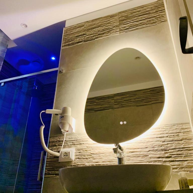 Bed and Breakfast D'Angelo - Camera Matrimoniale/Doppia con Letti Singoli con Bagno Privato Esterno - 15
