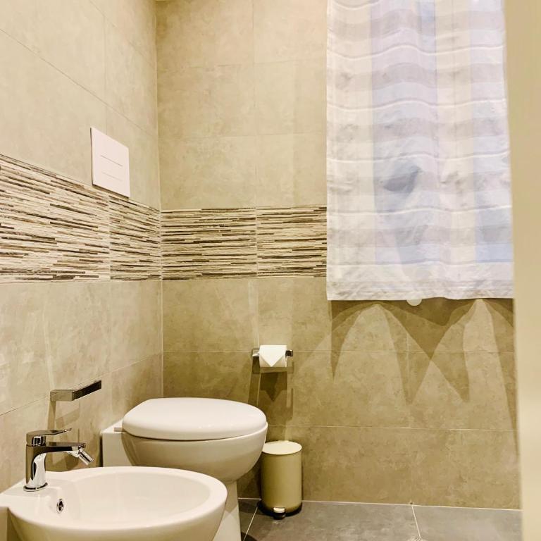 Bed and Breakfast D'Angelo - Camera Matrimoniale/Doppia con Letti Singoli con Bagno Privato Esterno - 13