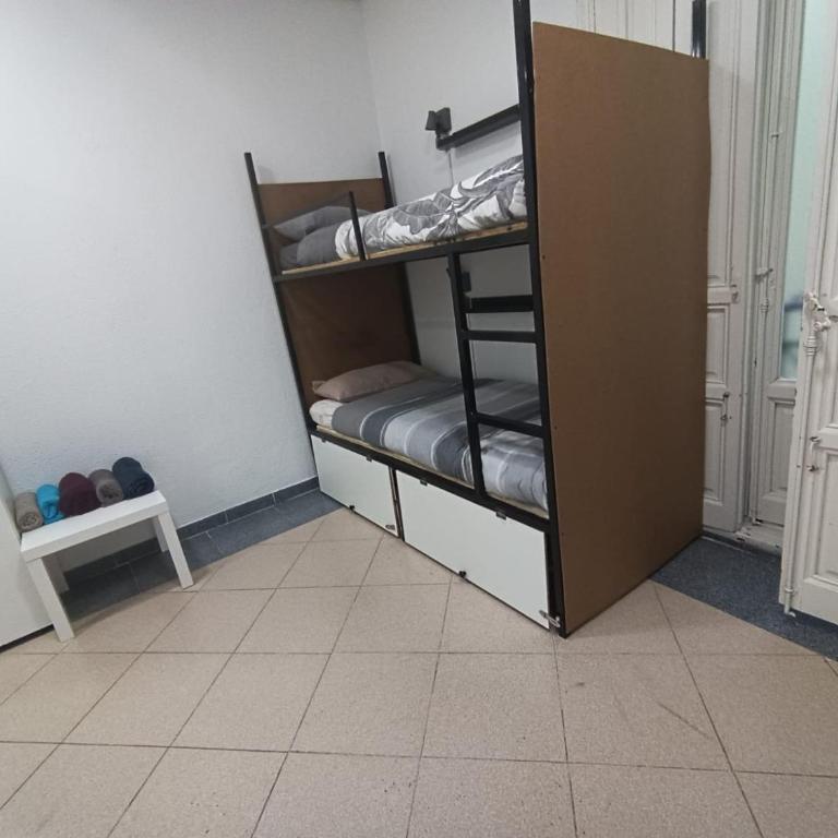 Hostal Mayor Plaza - Bed in 4-Bed Male Dormitory Room - 4