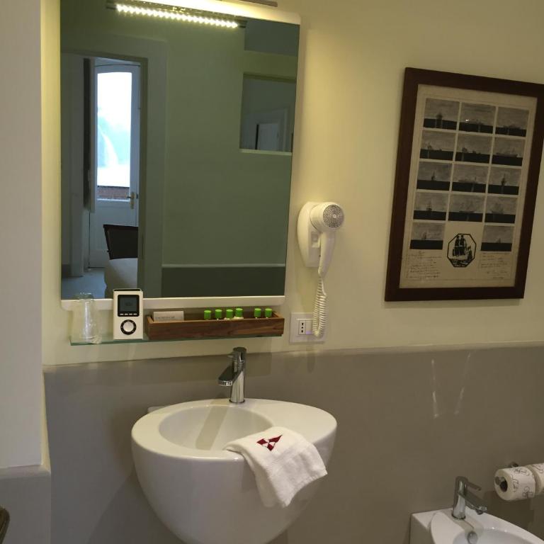 Yacht Club Capo Cervo Suites B&B - Camera King Superior - 3